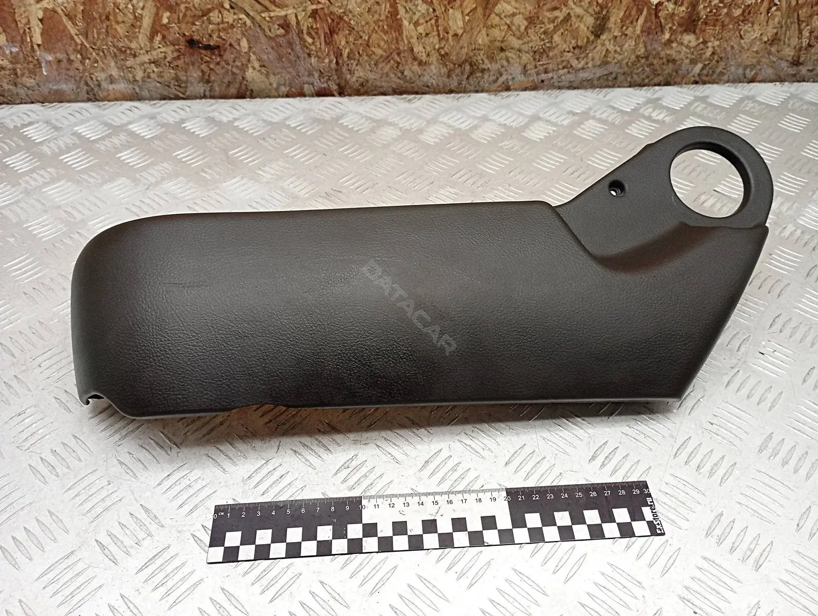 Пластик сиденья 880172B000