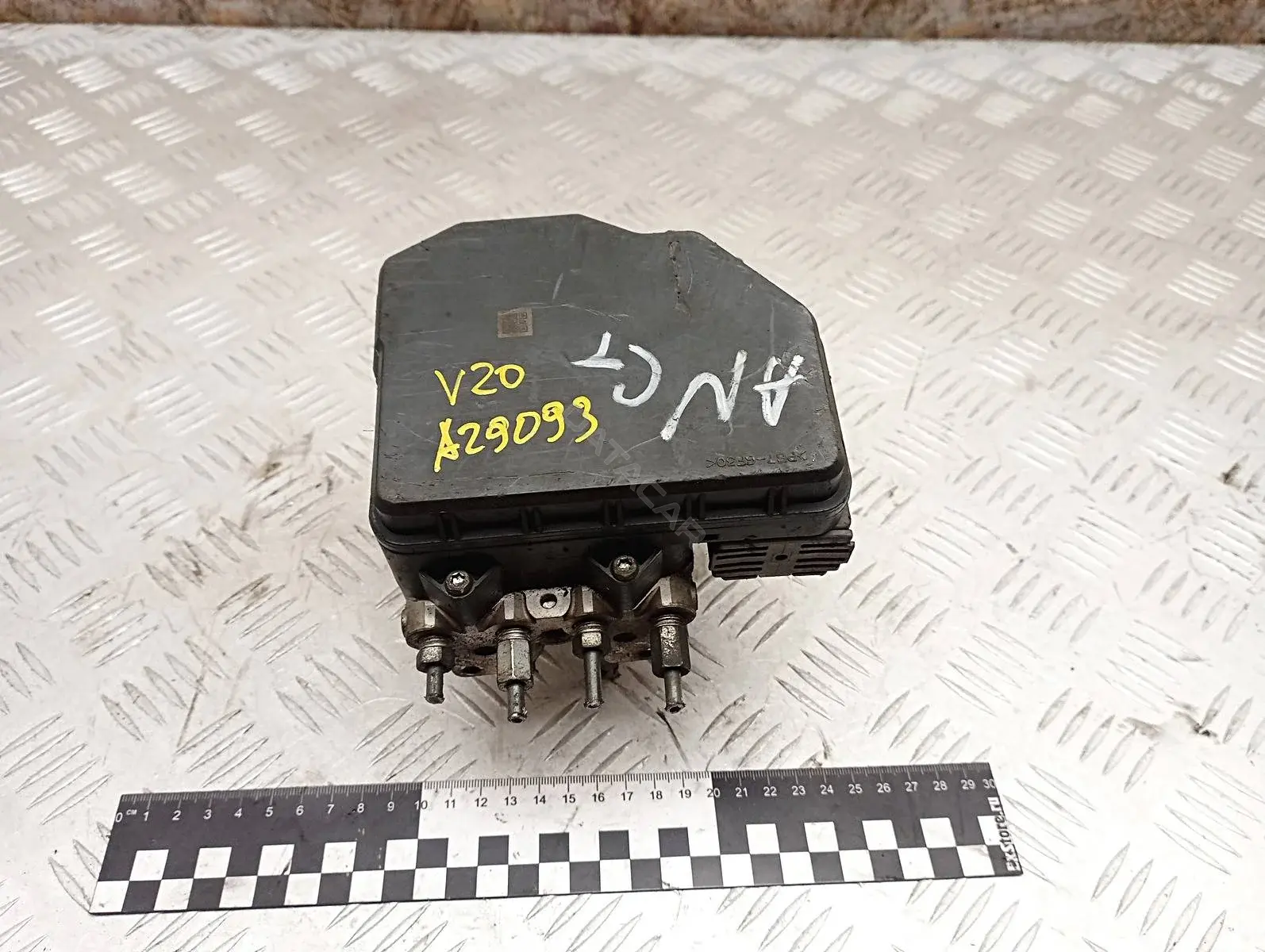 Блок управления АБС 1338004450, GAM7437A0