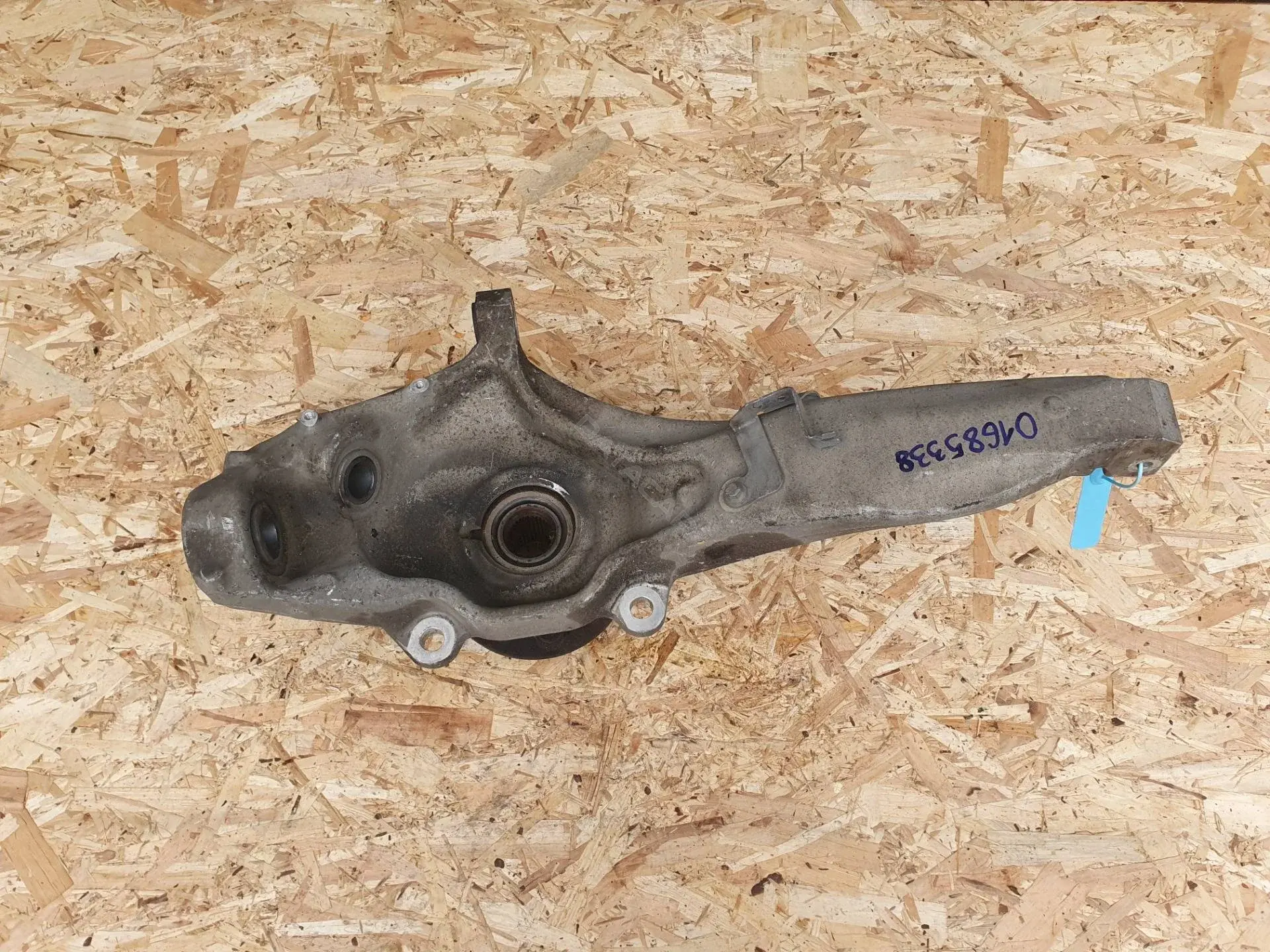 Поворотный кулак HPLA3K185BA, LR095816, LR146342