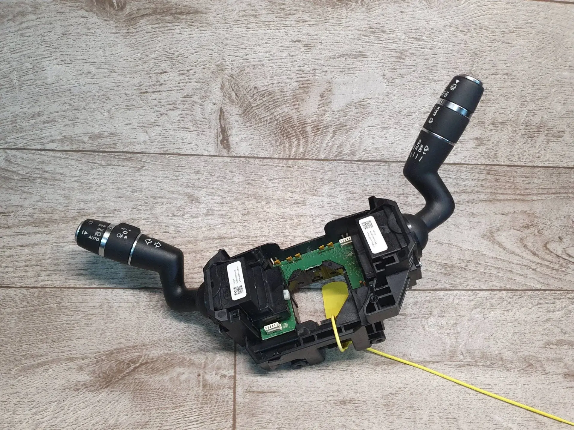 Переключатель подрулевой BJ323F972DB, BJ323F973BB, HPLA13N064HC