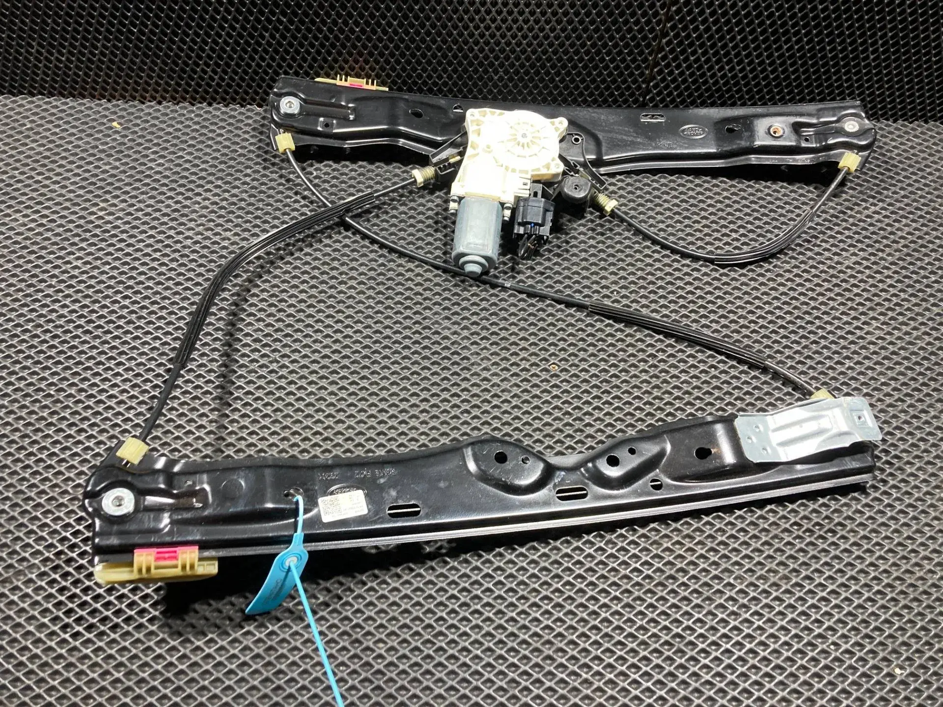 Стеклоподъемник FK7223201AC, LR058513, LR078971