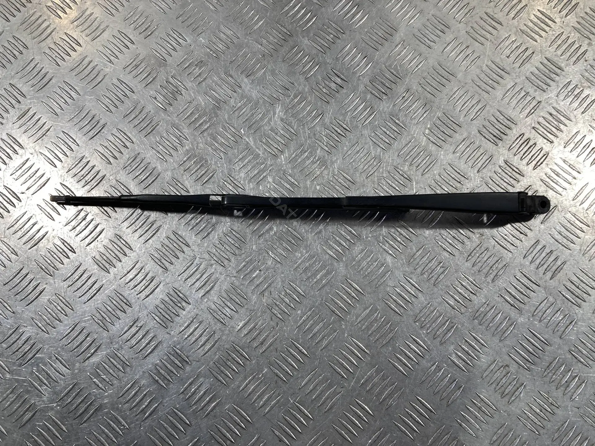 Рычаг стеклоочистителя DK6217C403AB