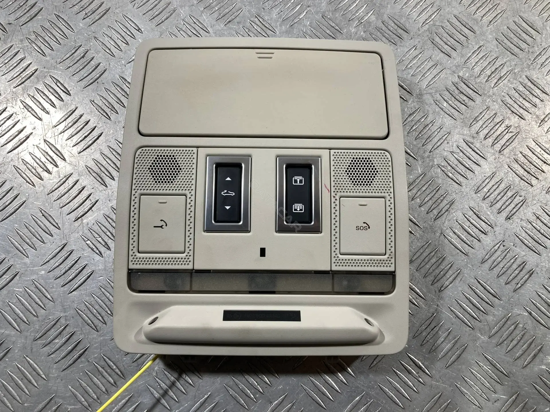 Плафон освещения салона EJ3218808AA, FK7219A391AA, GX73519A58