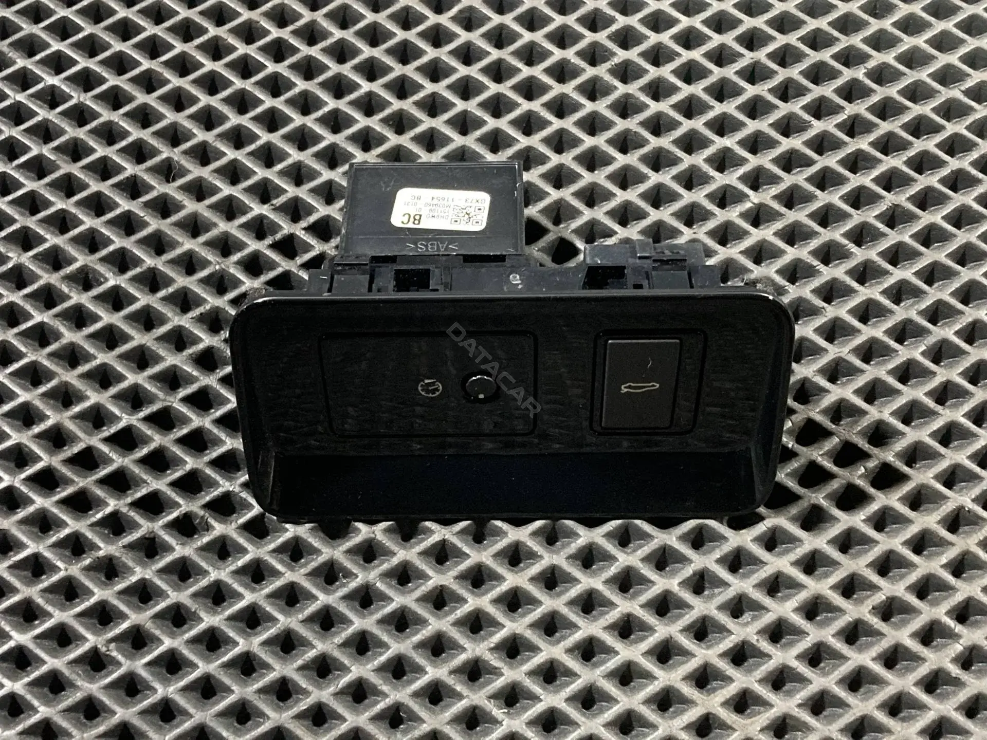 Кнопка крышки багажника GX7311654BC, T4N1014