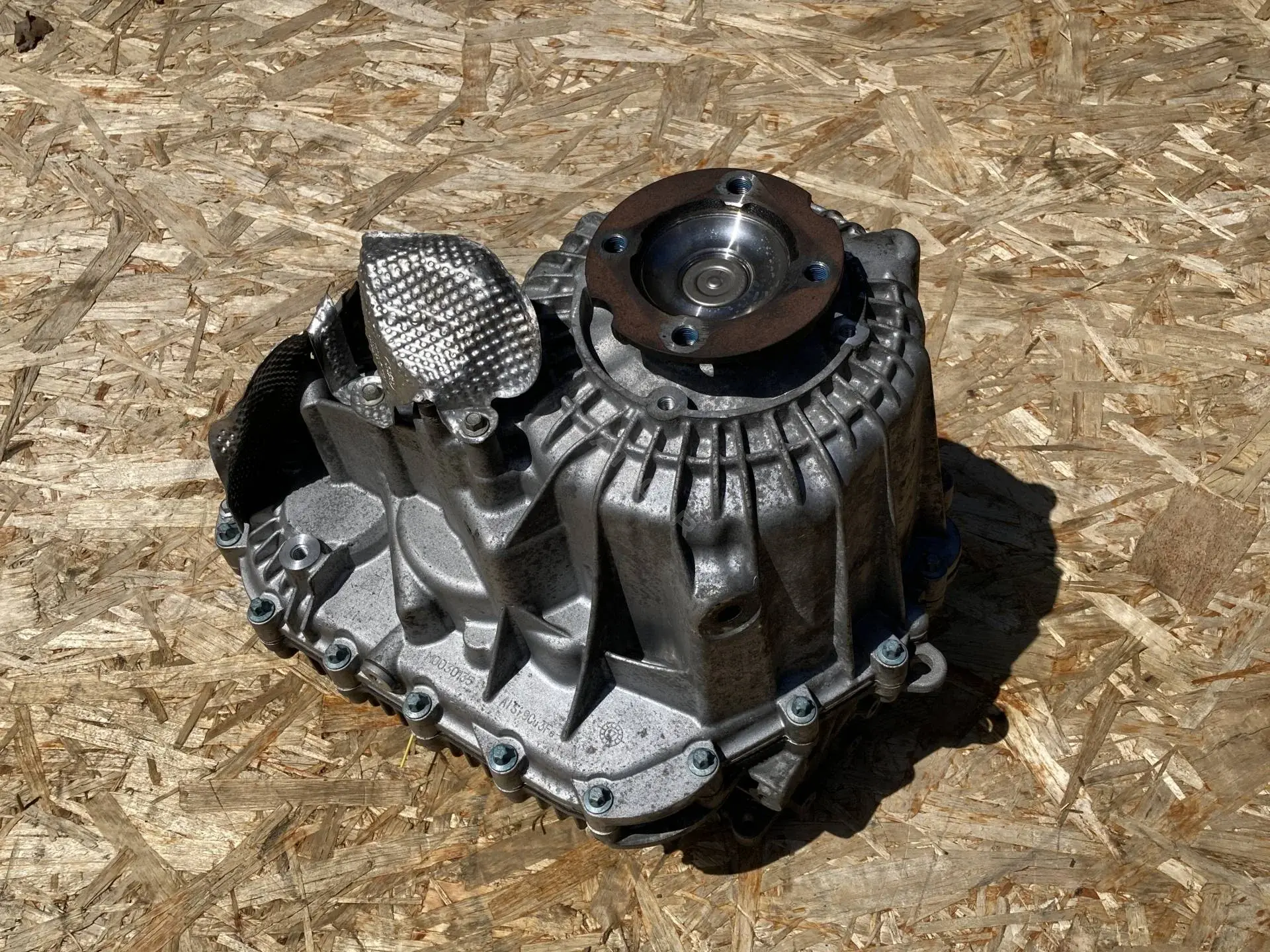 Раздаточная коробка HPLA7J426AC, HPLA7K780AD, LR082662