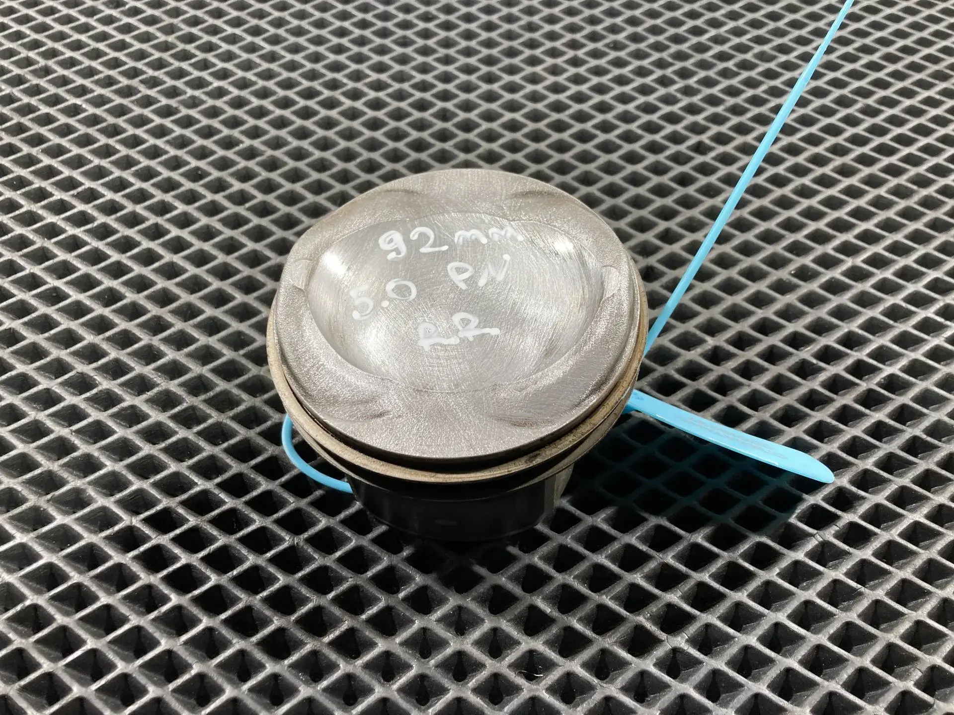 Поршень двигателя 508PN