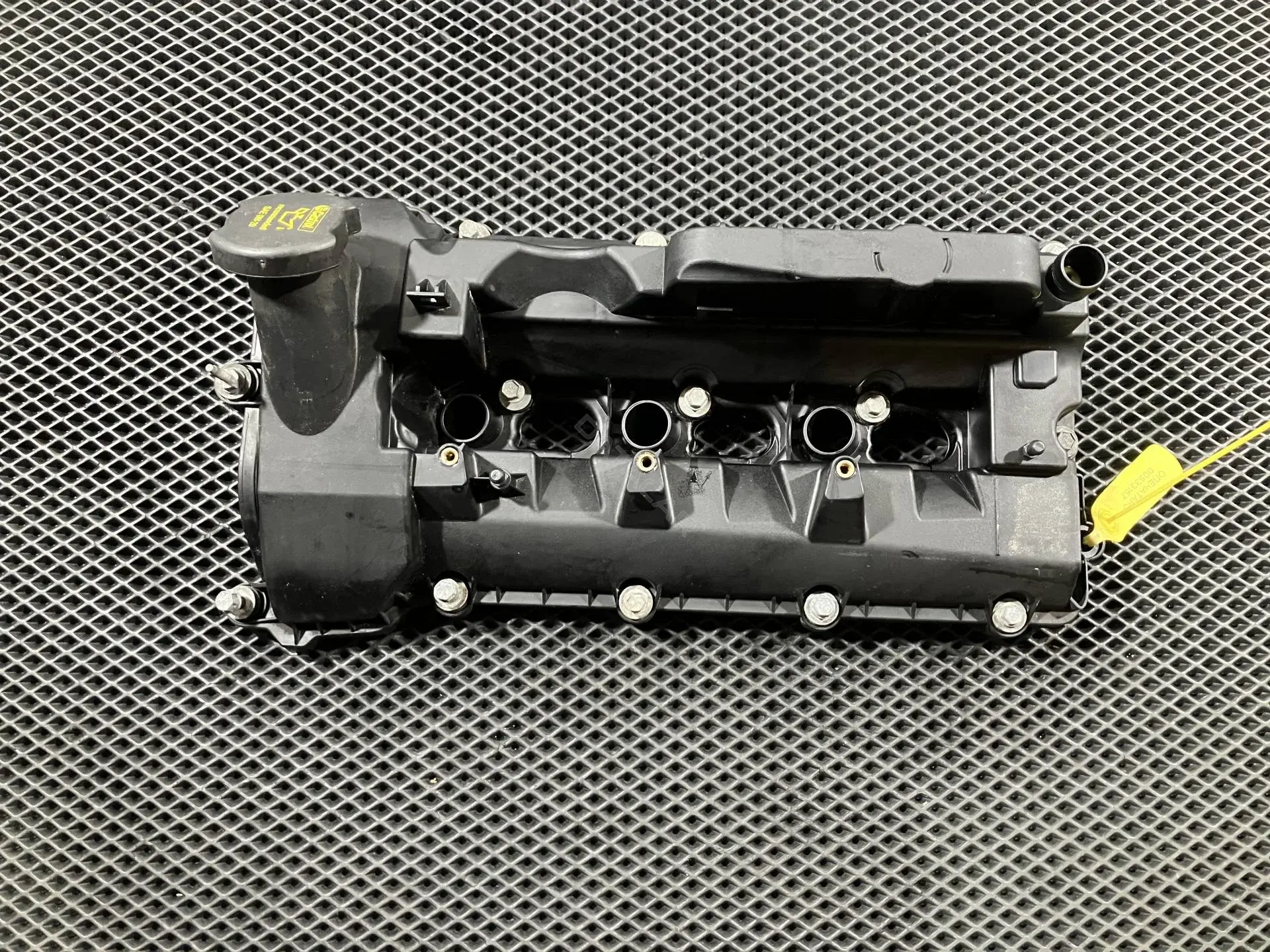 Крышка клапанная DX236P052AA, LR 041685, LR081645