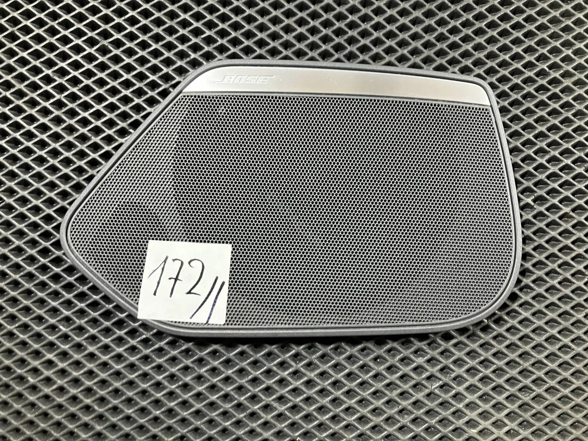 Сетка для динамика 4G8035419A