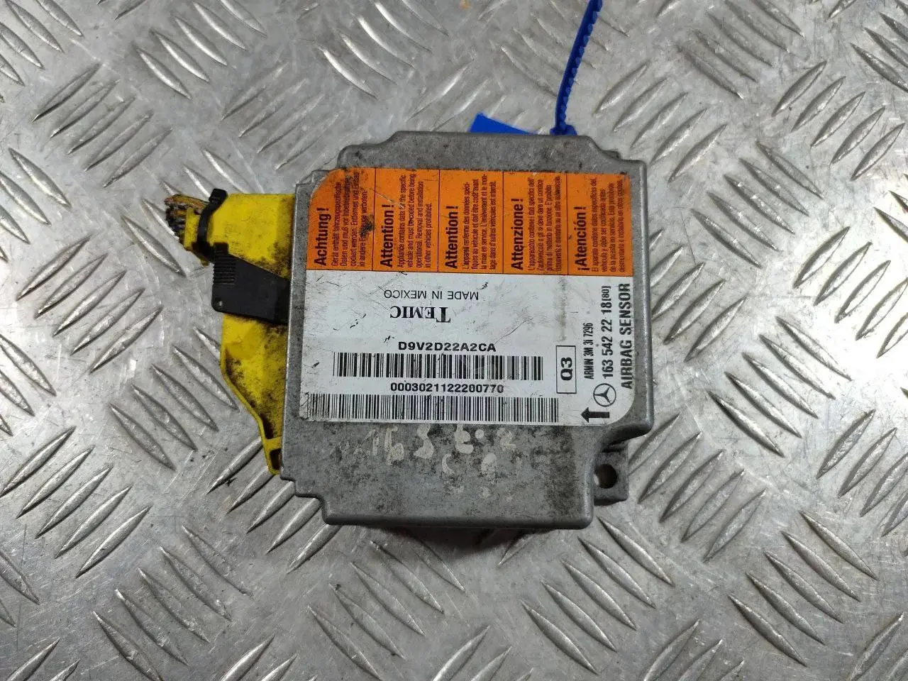 Блок управления подушками безопасности A1635422218, A1635422718, A1635422918