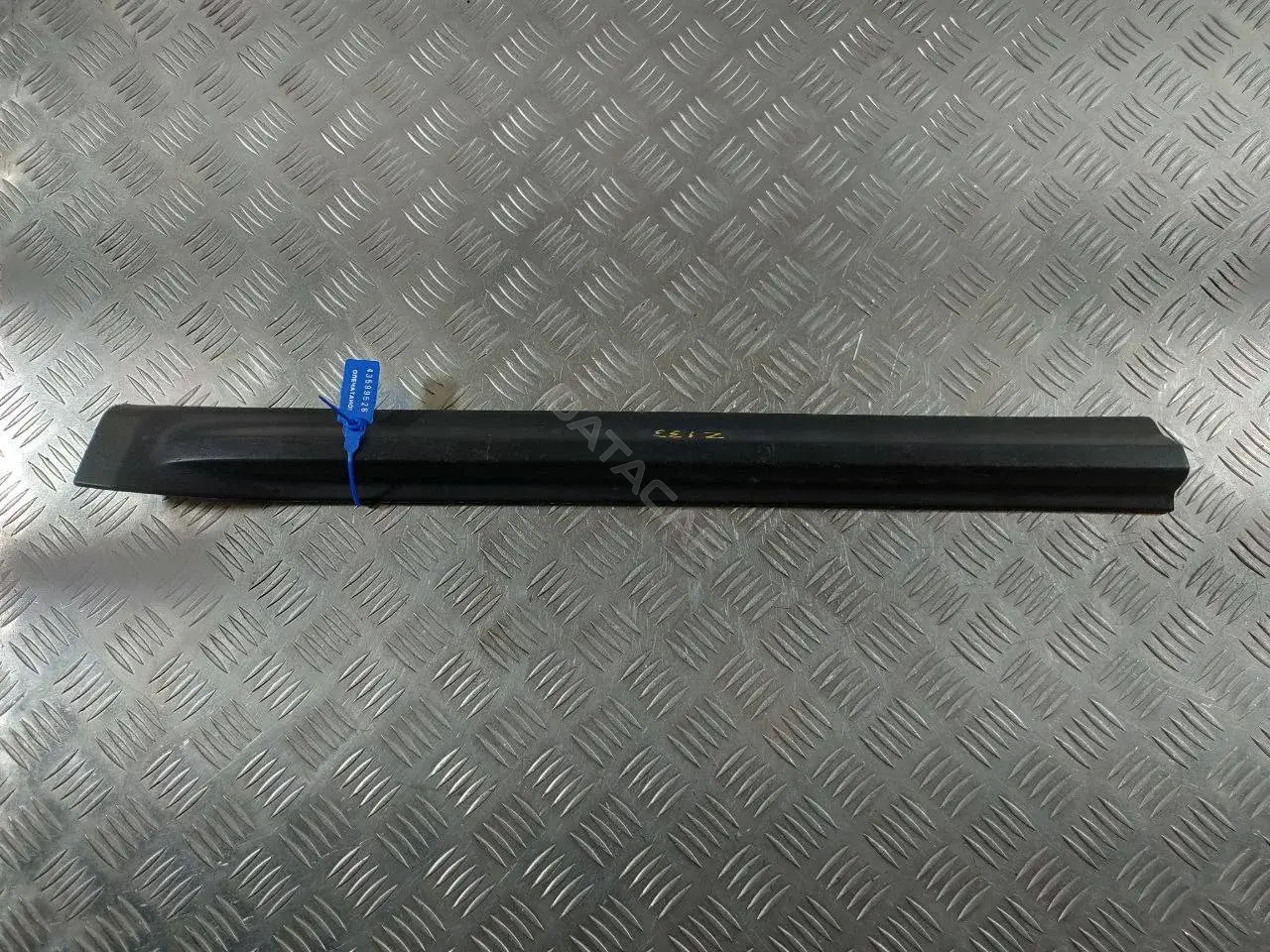 Молдинг двери 82871CA000