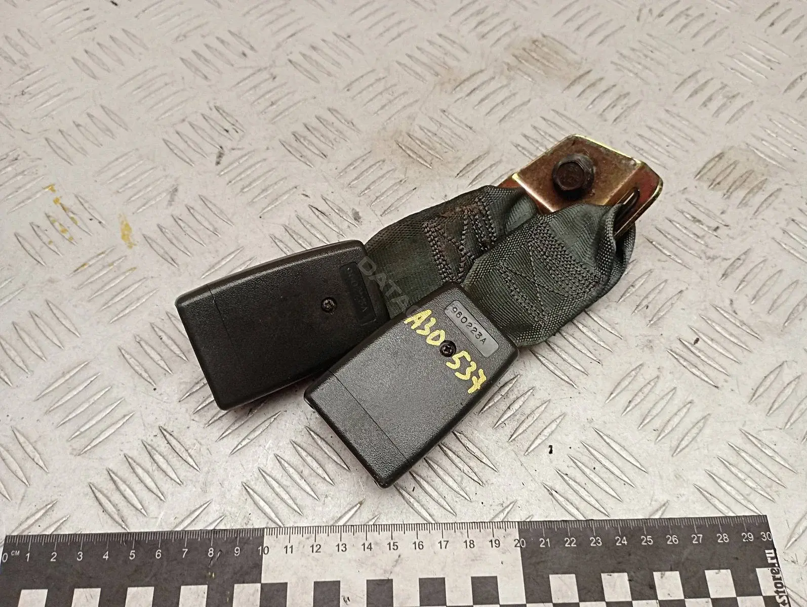 Замок ремня безопасности 960223A