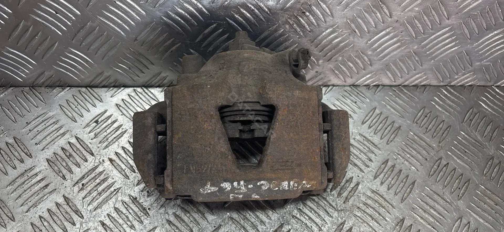 Суппорт тормозной FM5224L