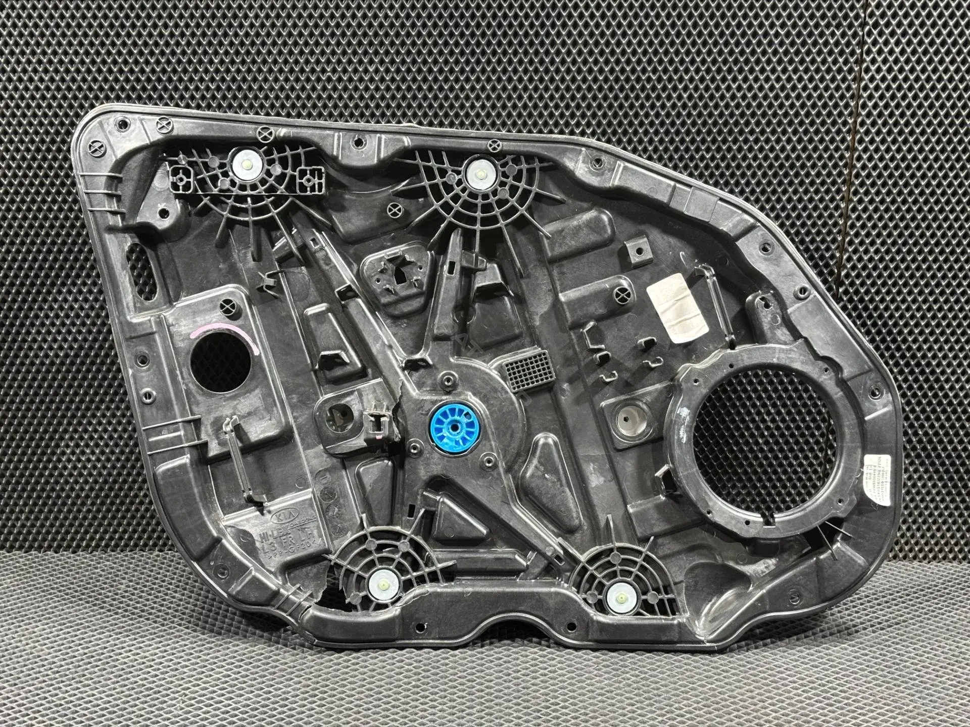 Стеклоподъемник 4KW8006KM00, 91600L3520DA