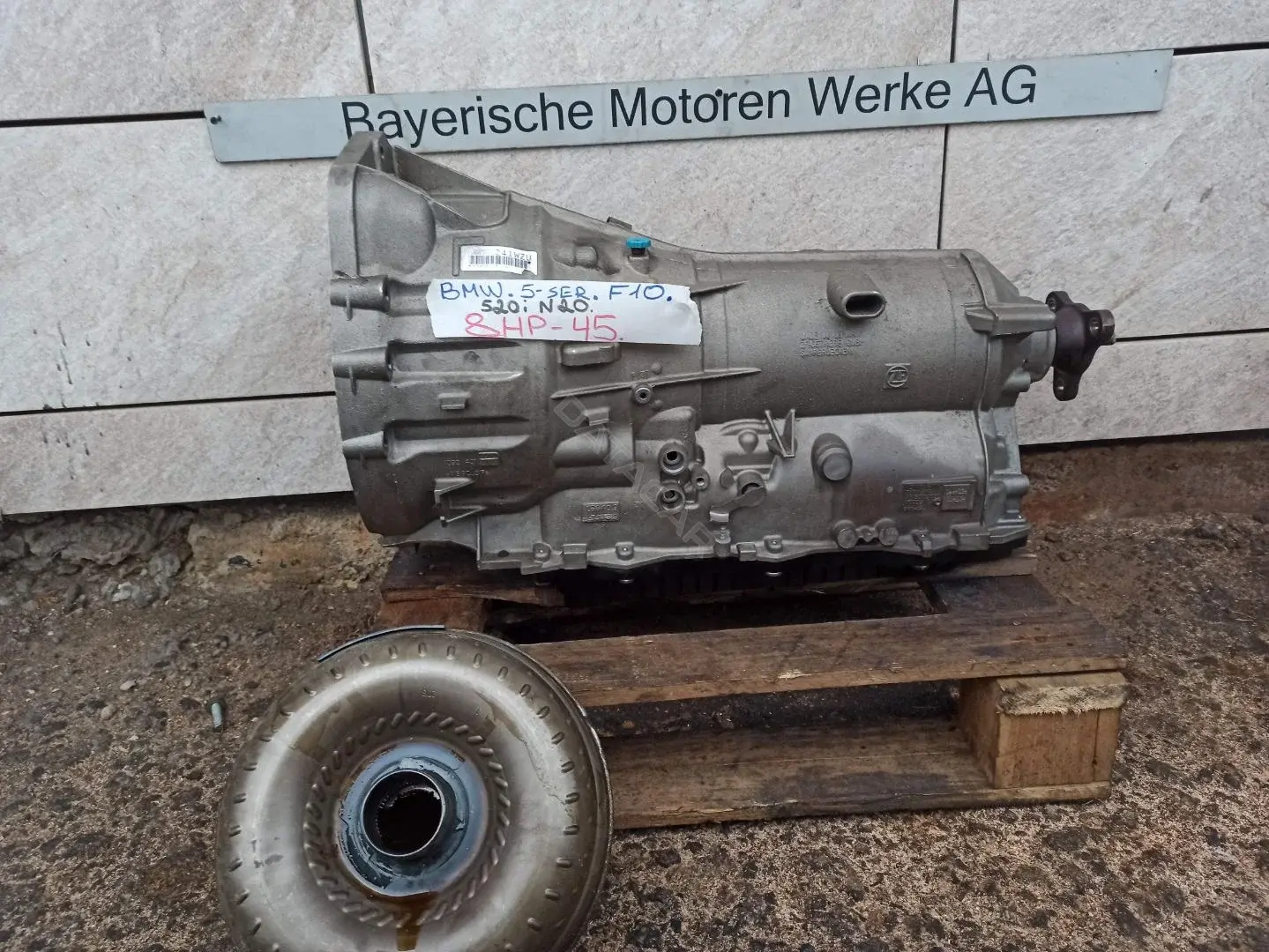 Автоматическая коробка передач (АКПП) 8618877, 8HP-45