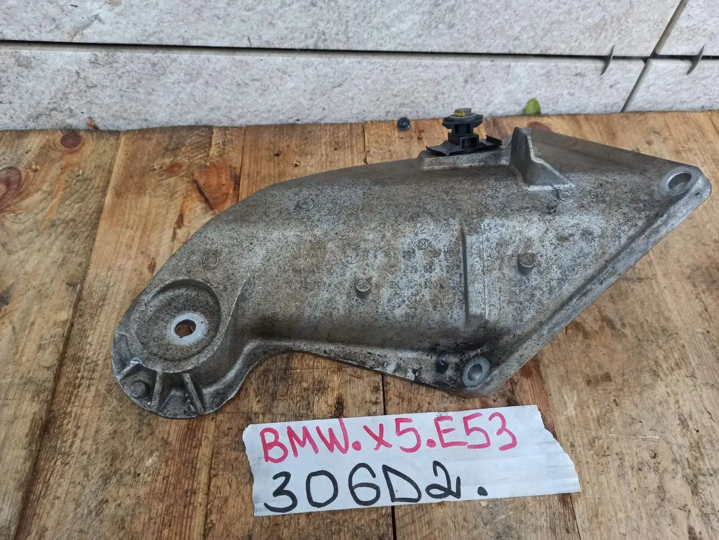 Кронштейн двигателя 6761565