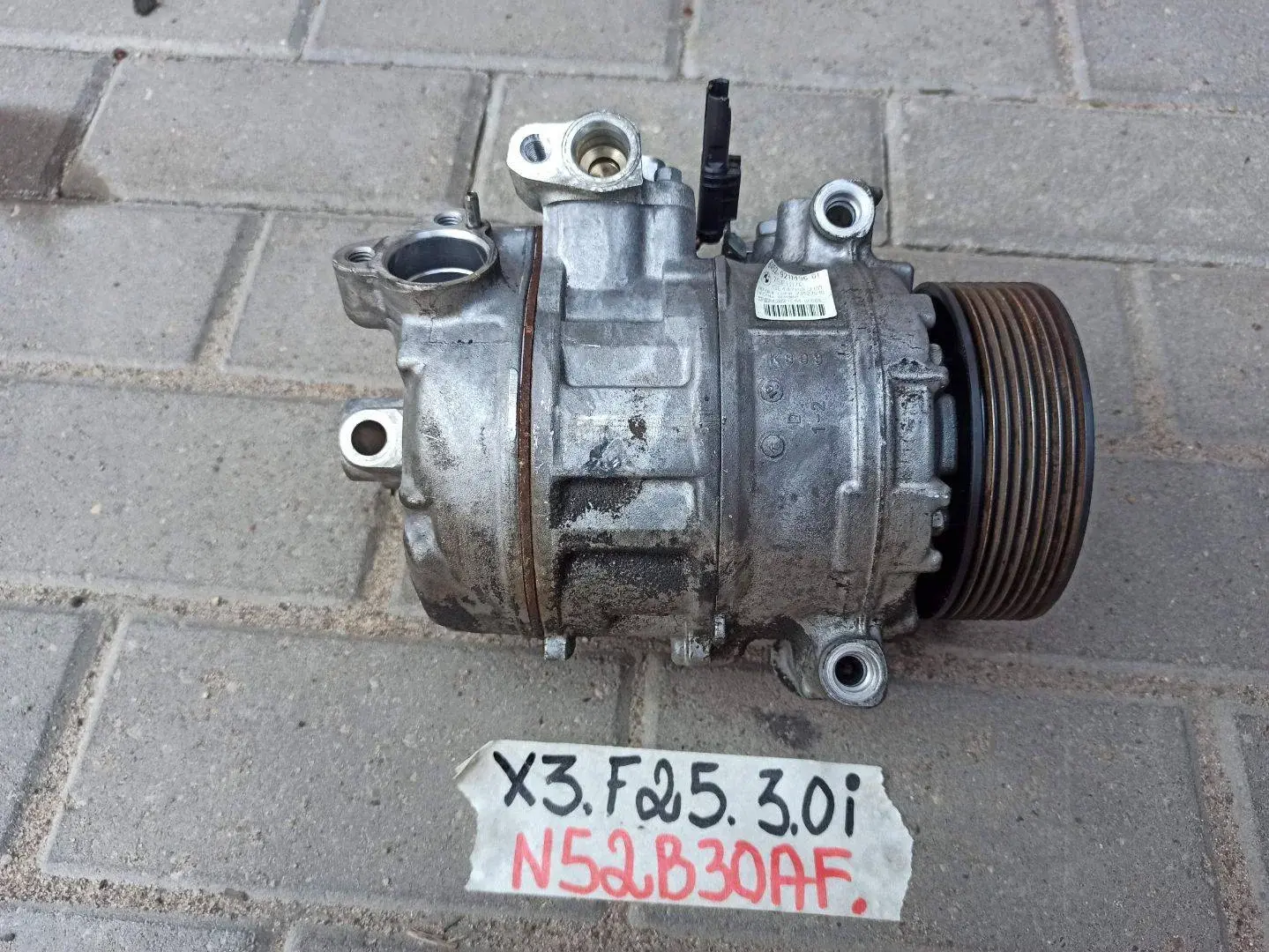 Компрессор кондиционера 9211496