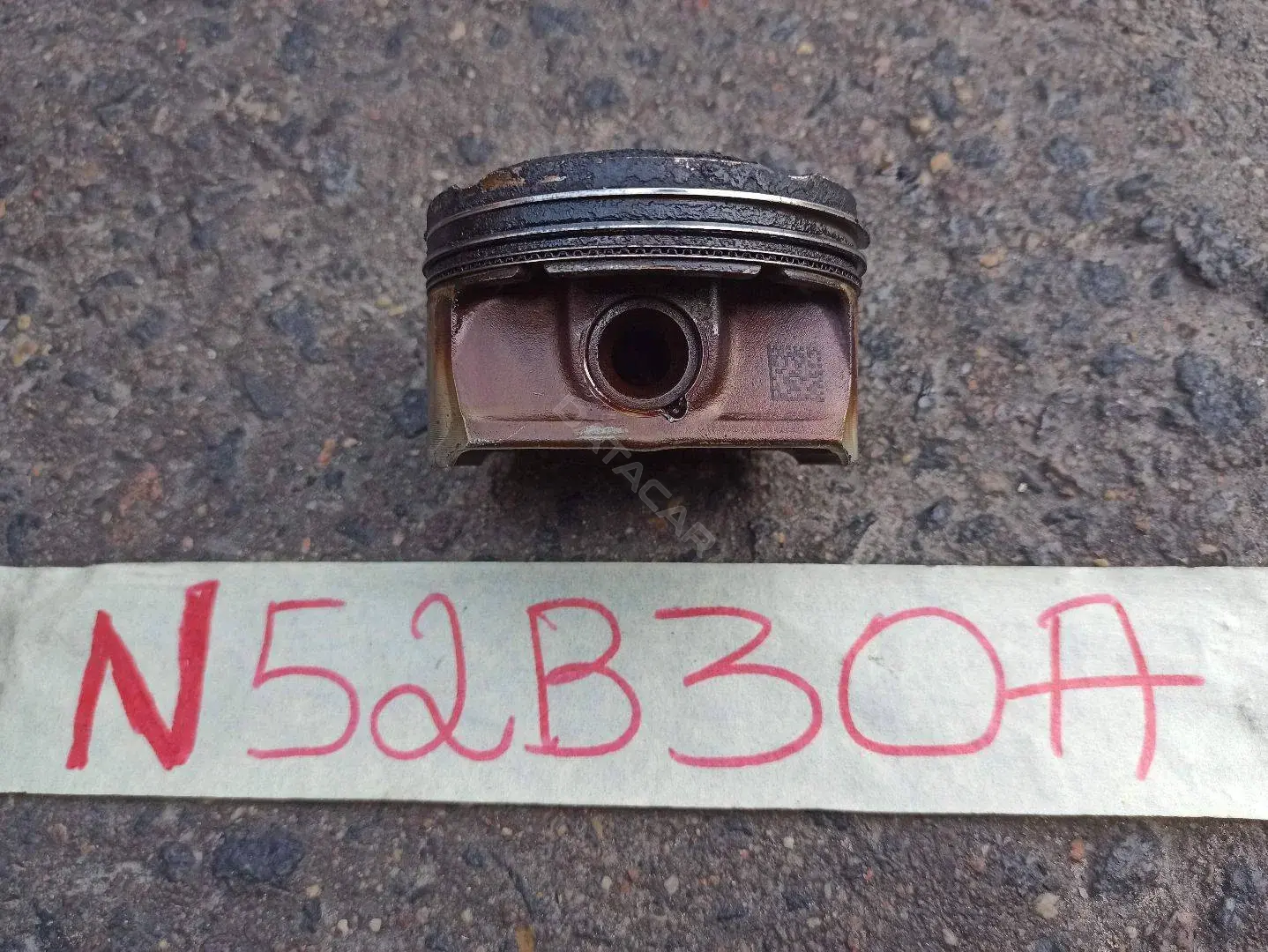 Поршень двигателя P15037293