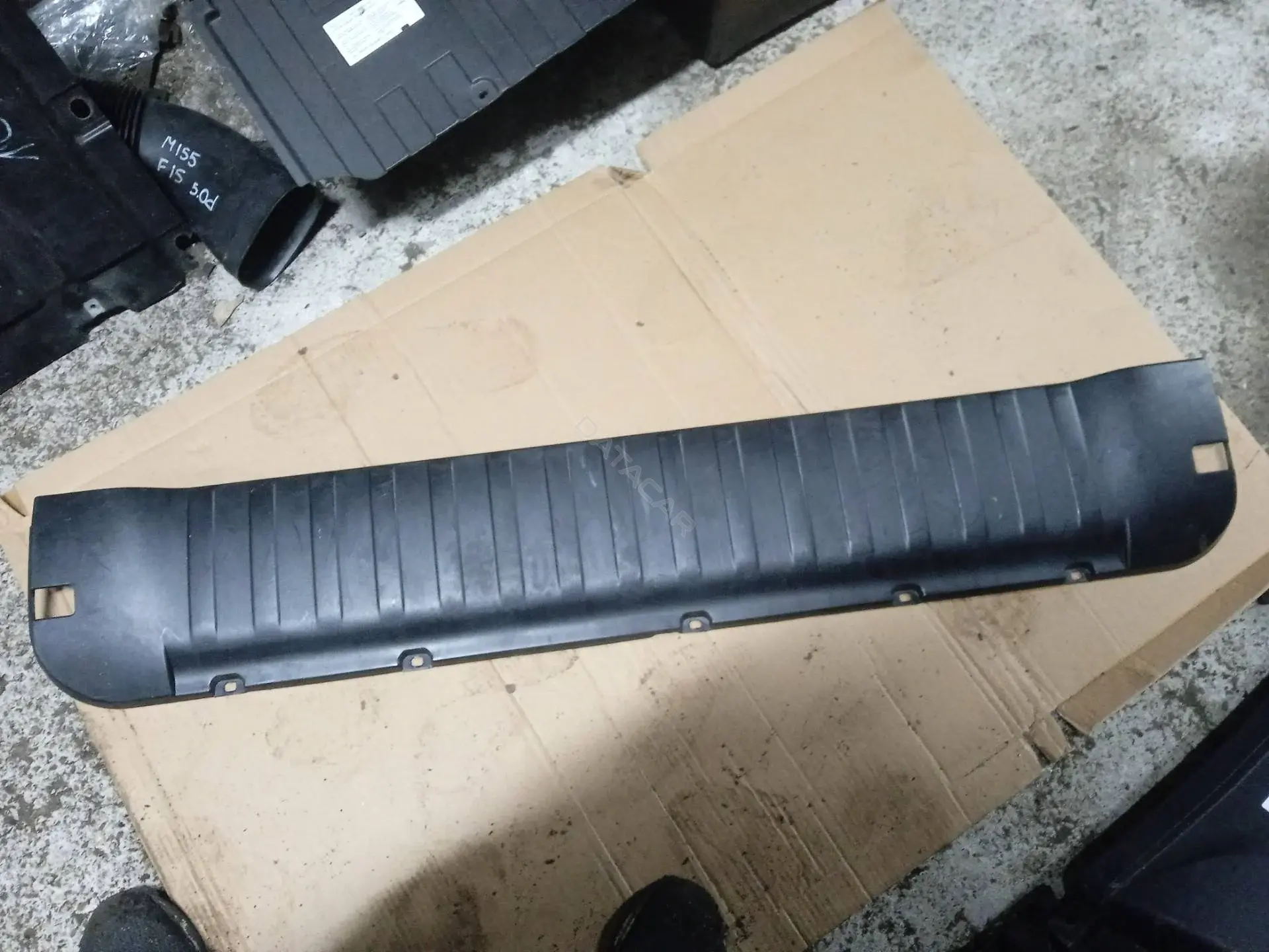 Обшивка крышки багажника 7149638