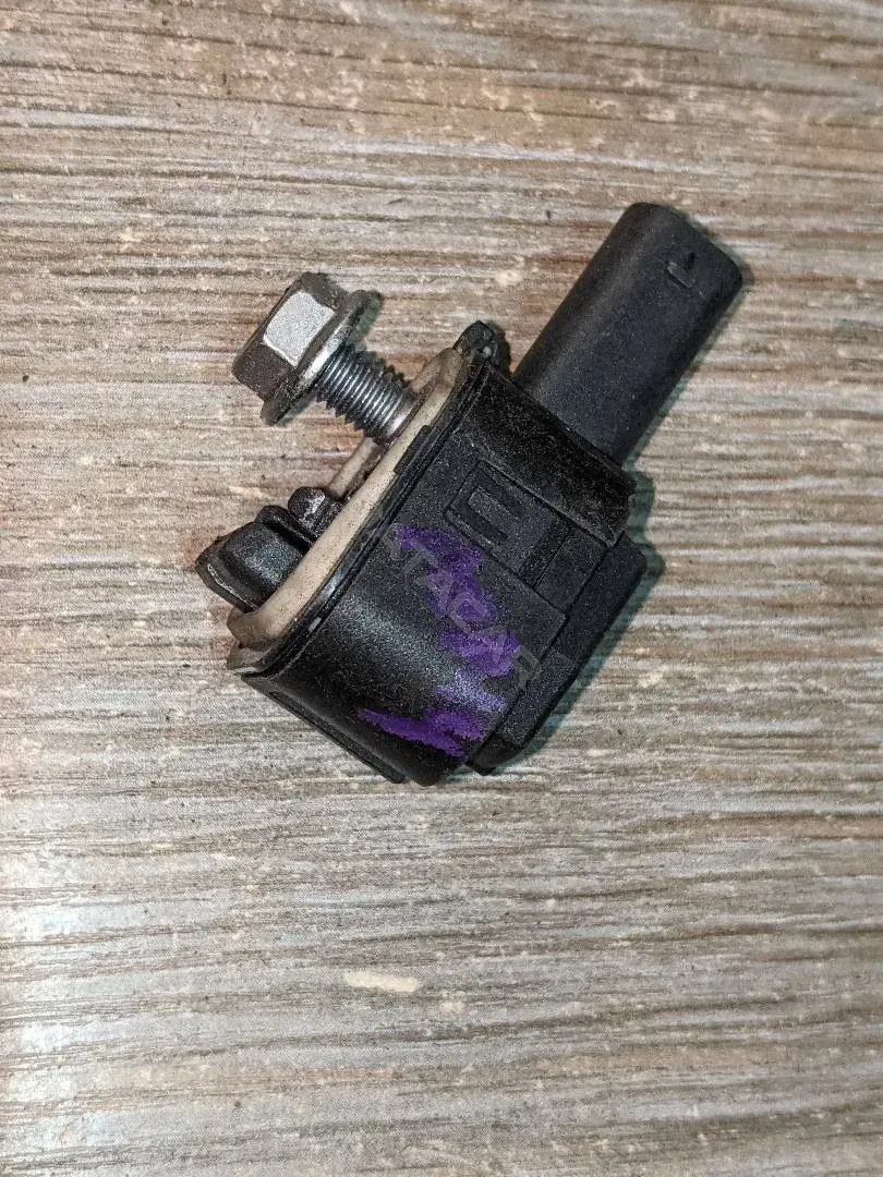 Датчик удара 65779224178, 9224178
