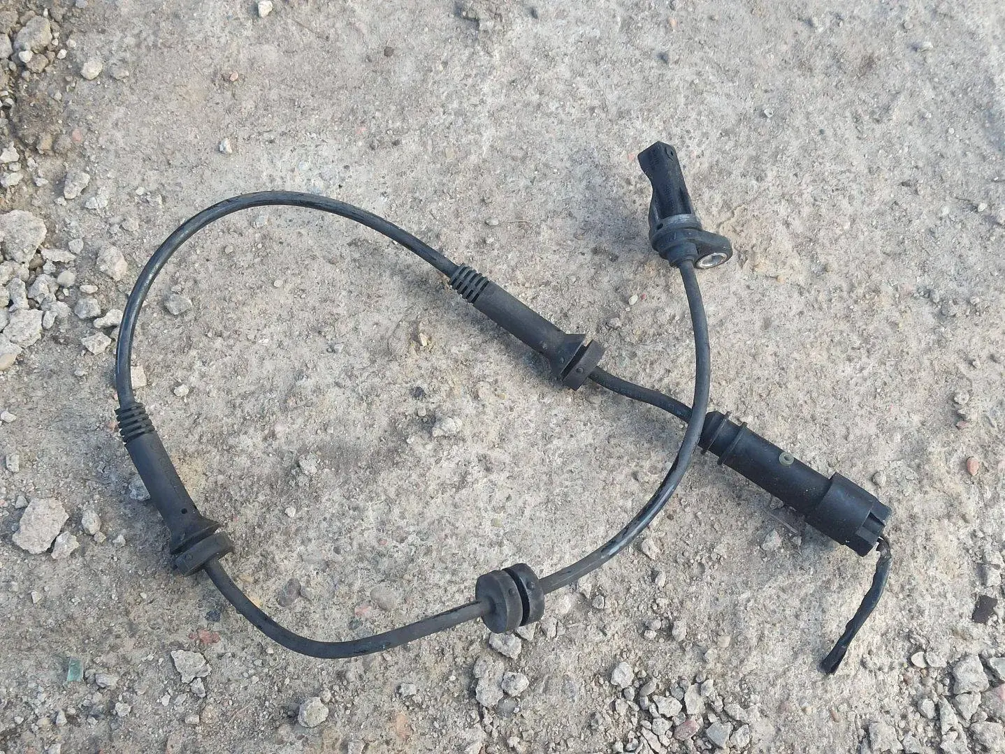 Датчик АБС 058571B, 06S574, 06SKV361