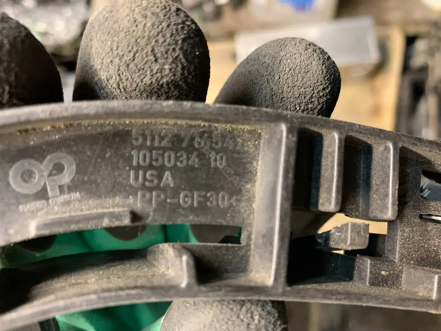 Кронштейн фары 7165472