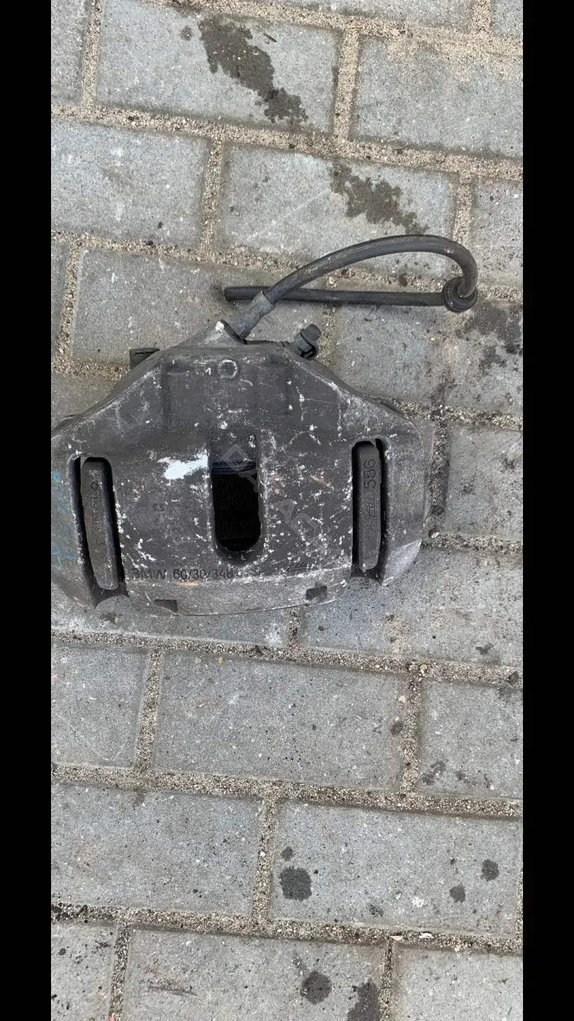 Суппорт тормозной P15047891