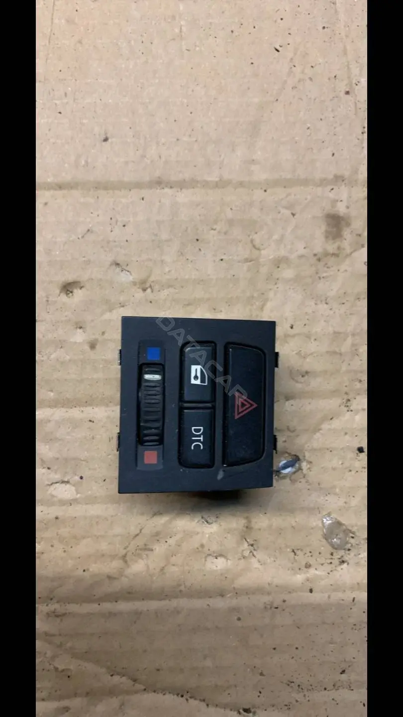 Кнопка аварийки 9132421