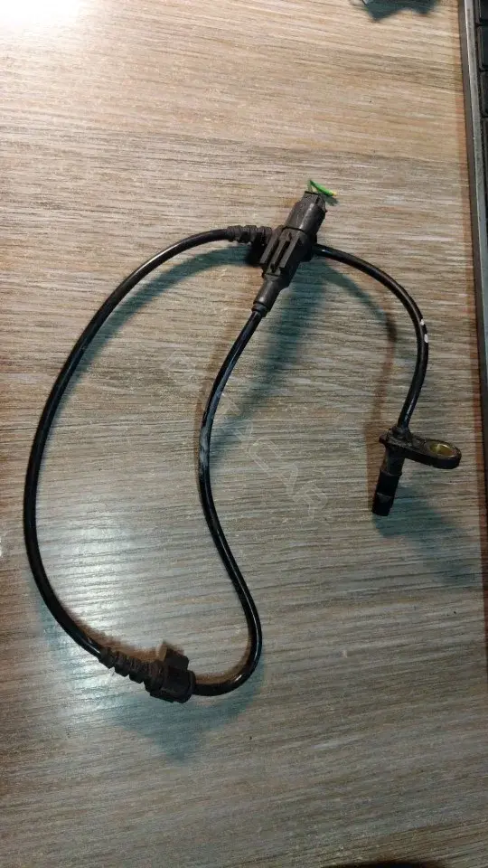 Датчик АБС 2115401817, A2115401817, A2115402317