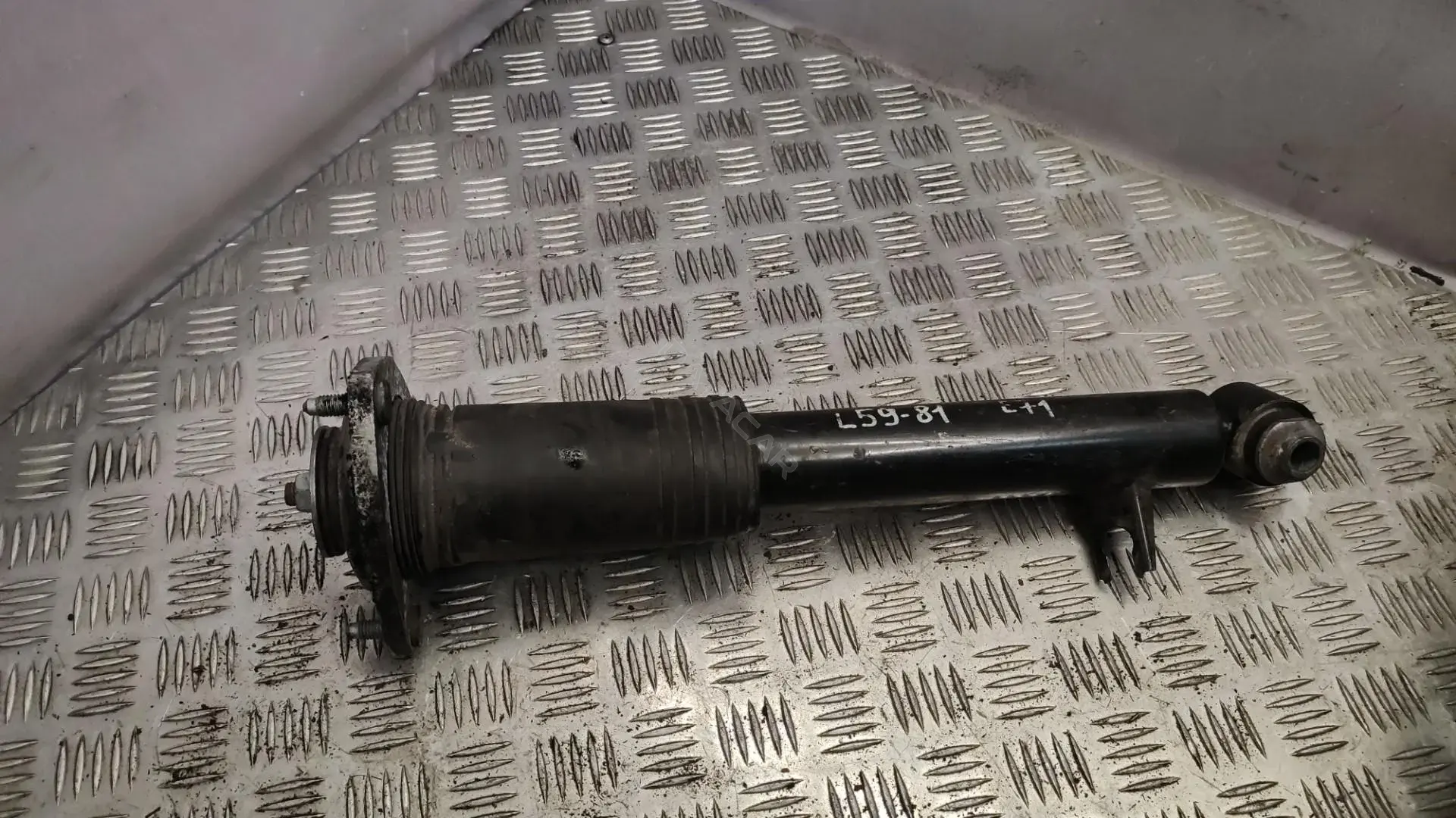 Амортизаторы 33526783018, G11417R, G121085R