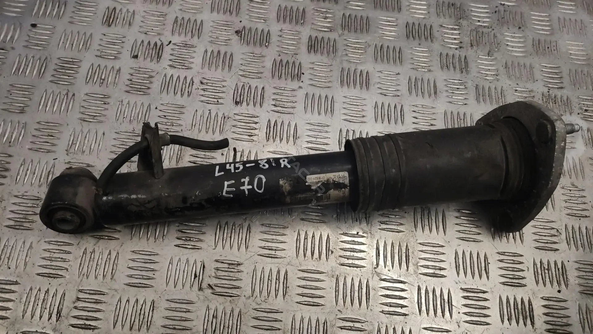 Амортизаторы 33526781924, G11417R, G121085R