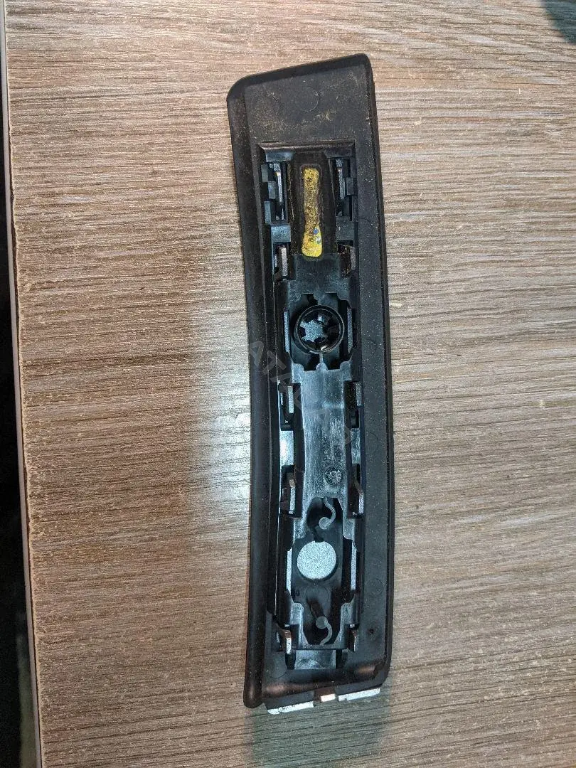 Молдинг крыла BJ3251700AGOMEN