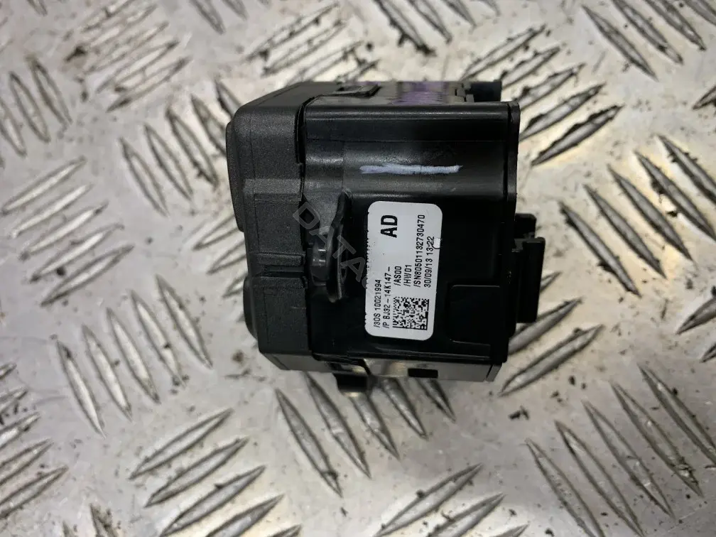 Блок кнопок BJ3214K147