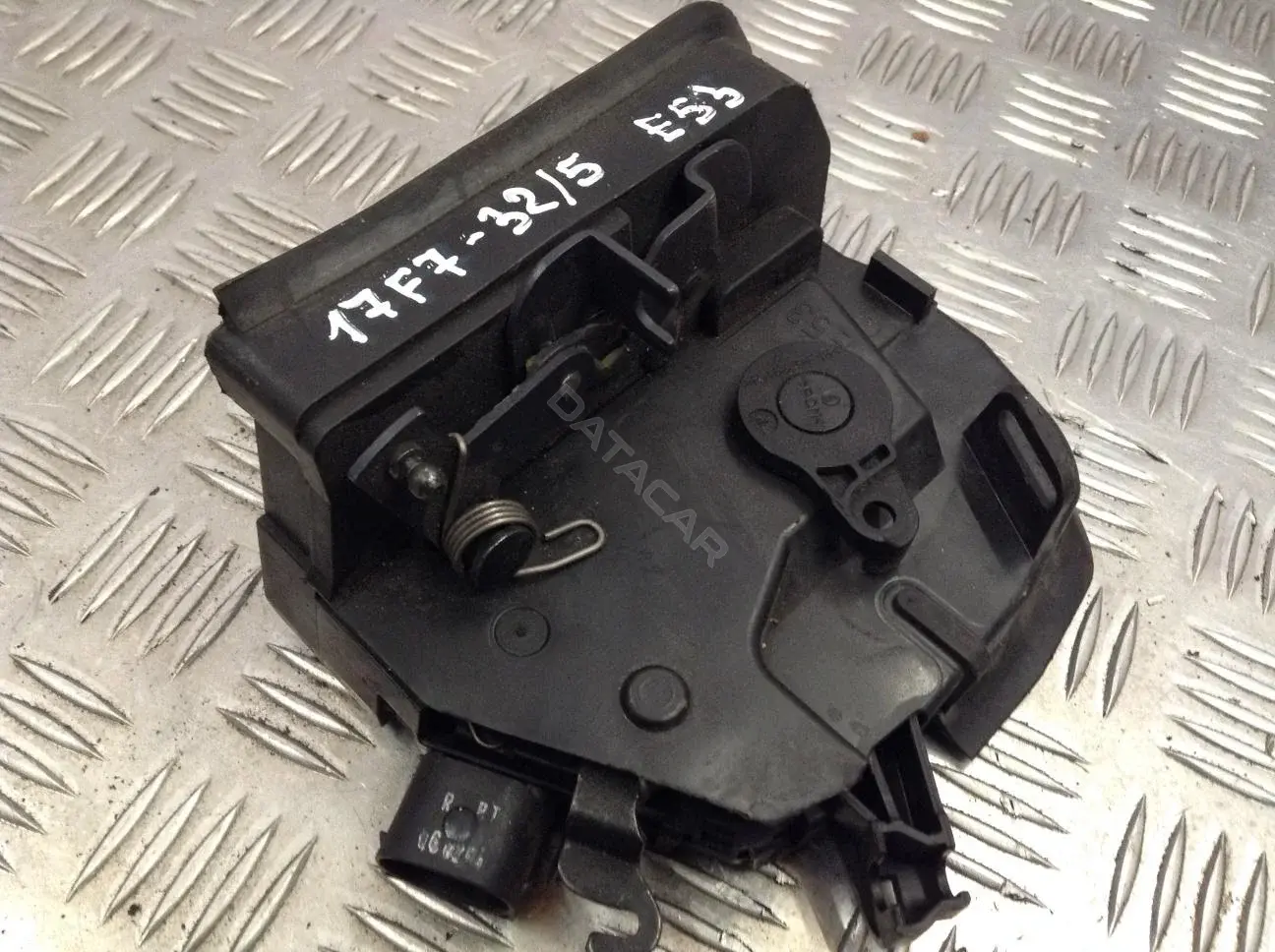 Замок двери 16SKV824, 2314496, 31675