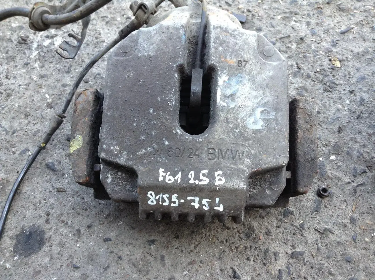 Суппорт тормозной 0499090SX, 0986473374, 34116753659