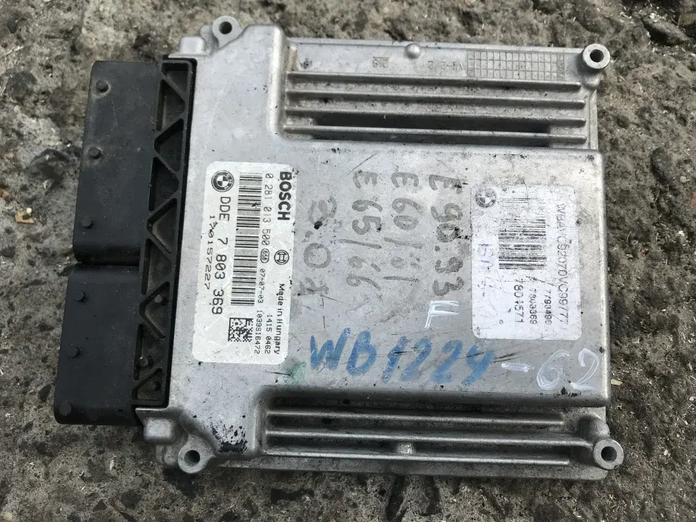 Блок управления двигателем 13617803369, 13617804571, 7803369