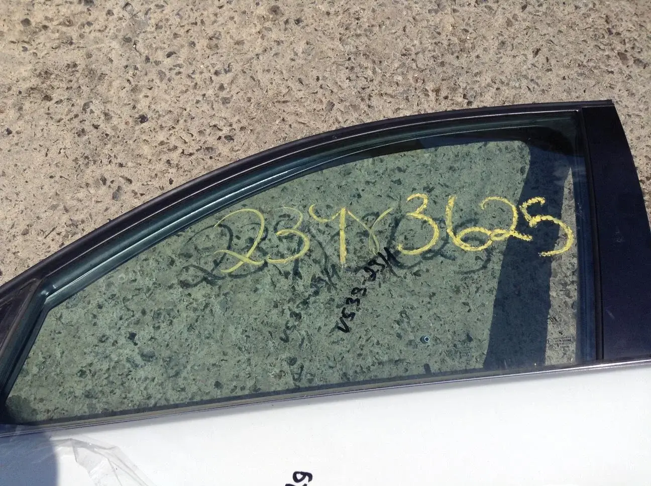 Стекло двери 27127HG, 410008112, 51337060263