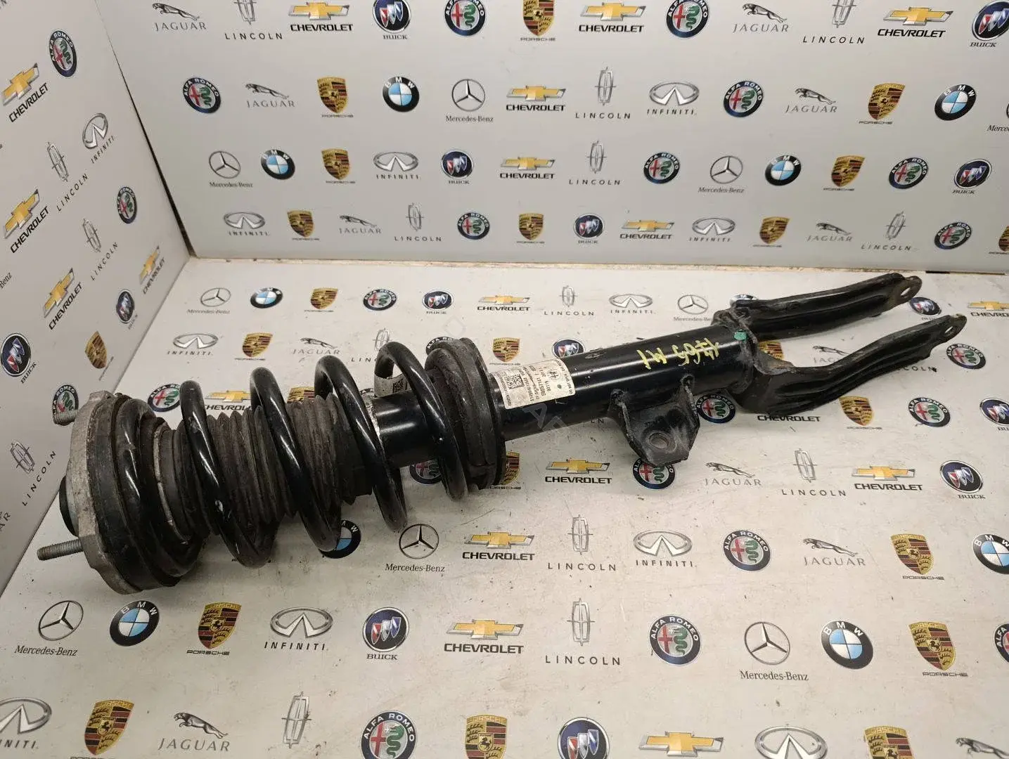 Амортизаторы 50557141