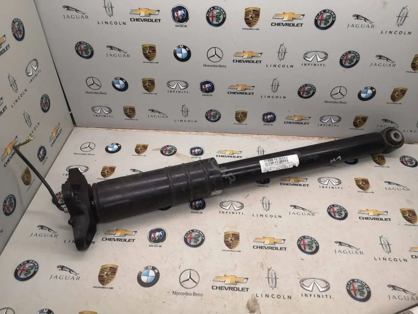 Амортизаторы 50553943