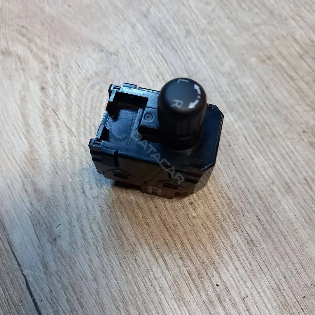 Джойстик регулировки зеркал 25570-1AA1A