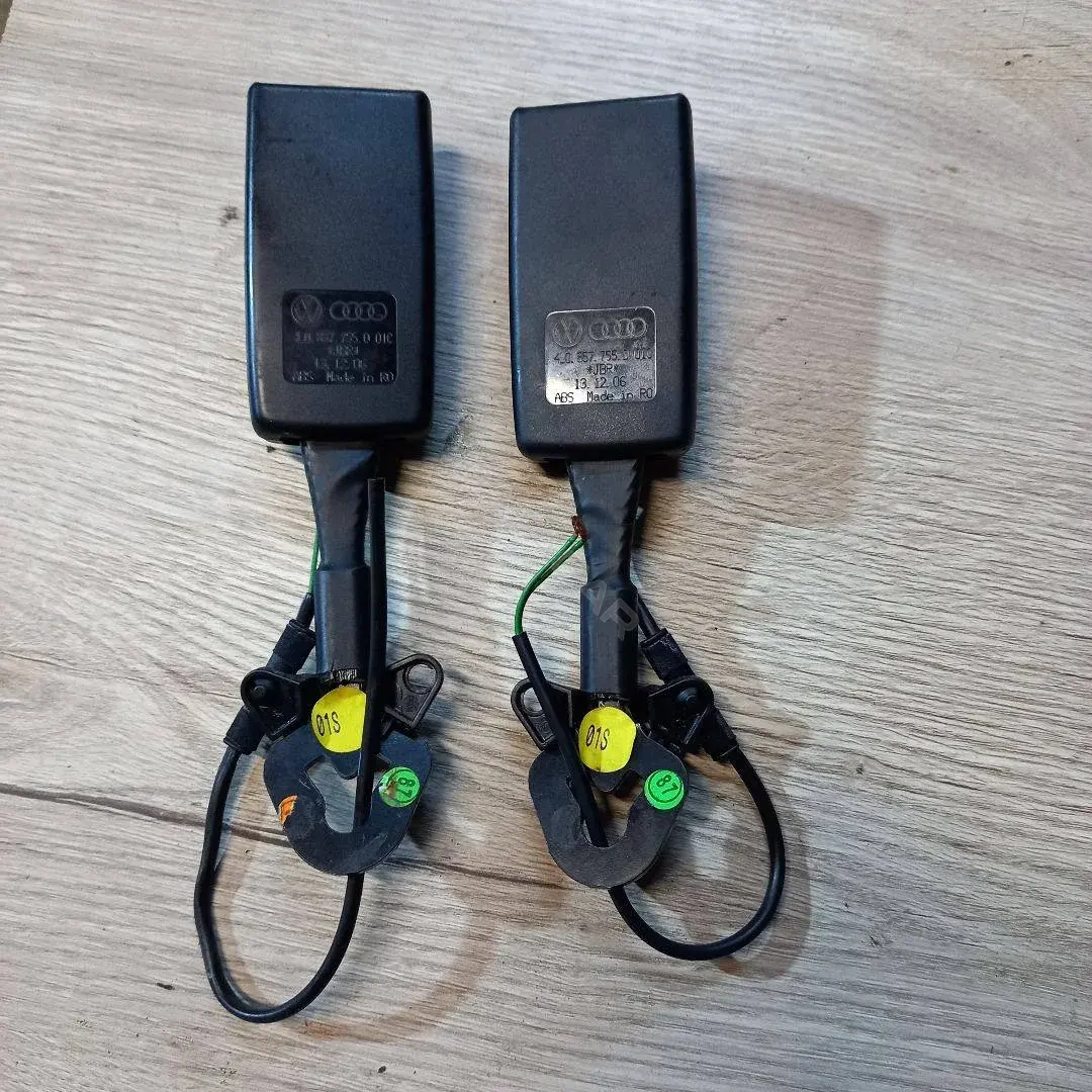 Замок ремня безопасности 4L0857755D