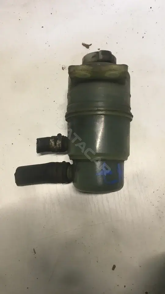 Бачок гидроусилителя HLBAK027, MB13038, MN101937