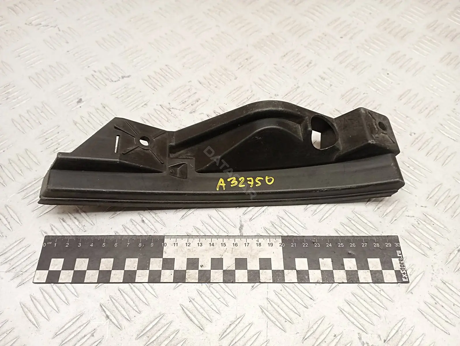 Кронштейн-направляющая бампера 1T0807889A, 1T0807889B
