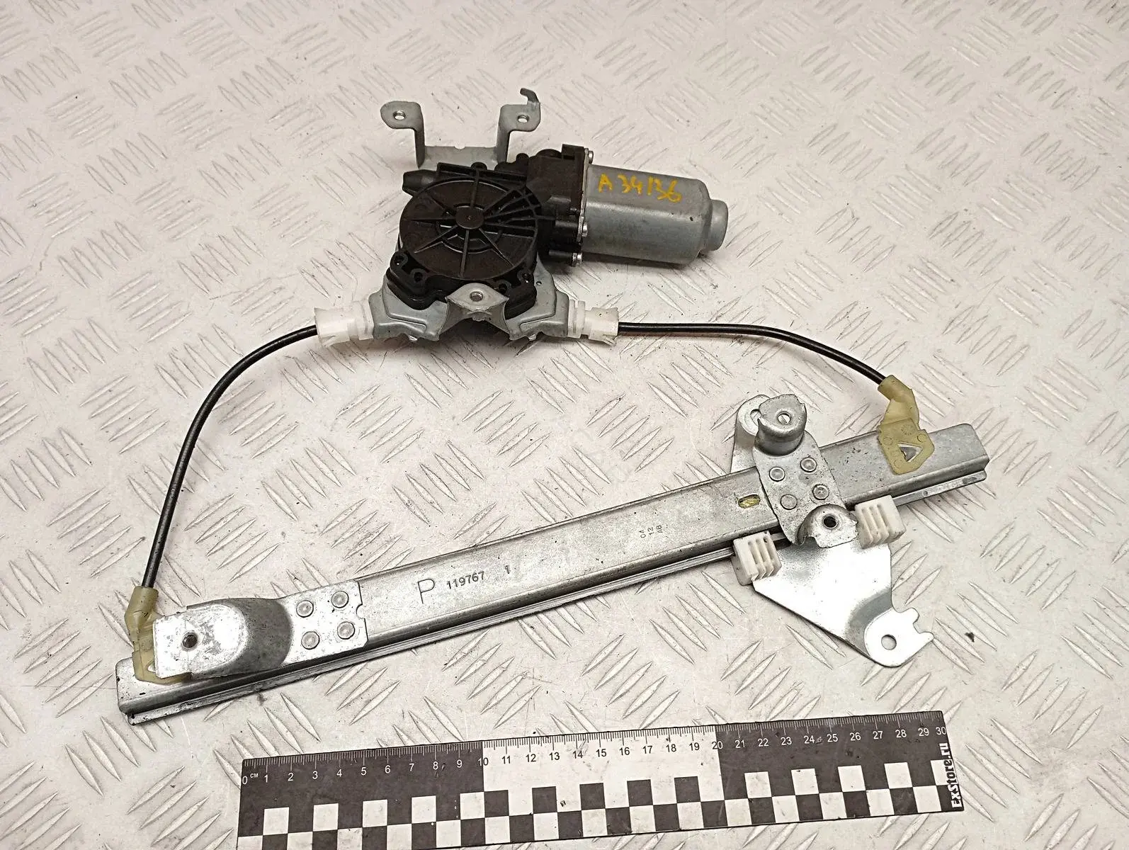 Стеклоподъемник 119767, 402190A, 82700JD400