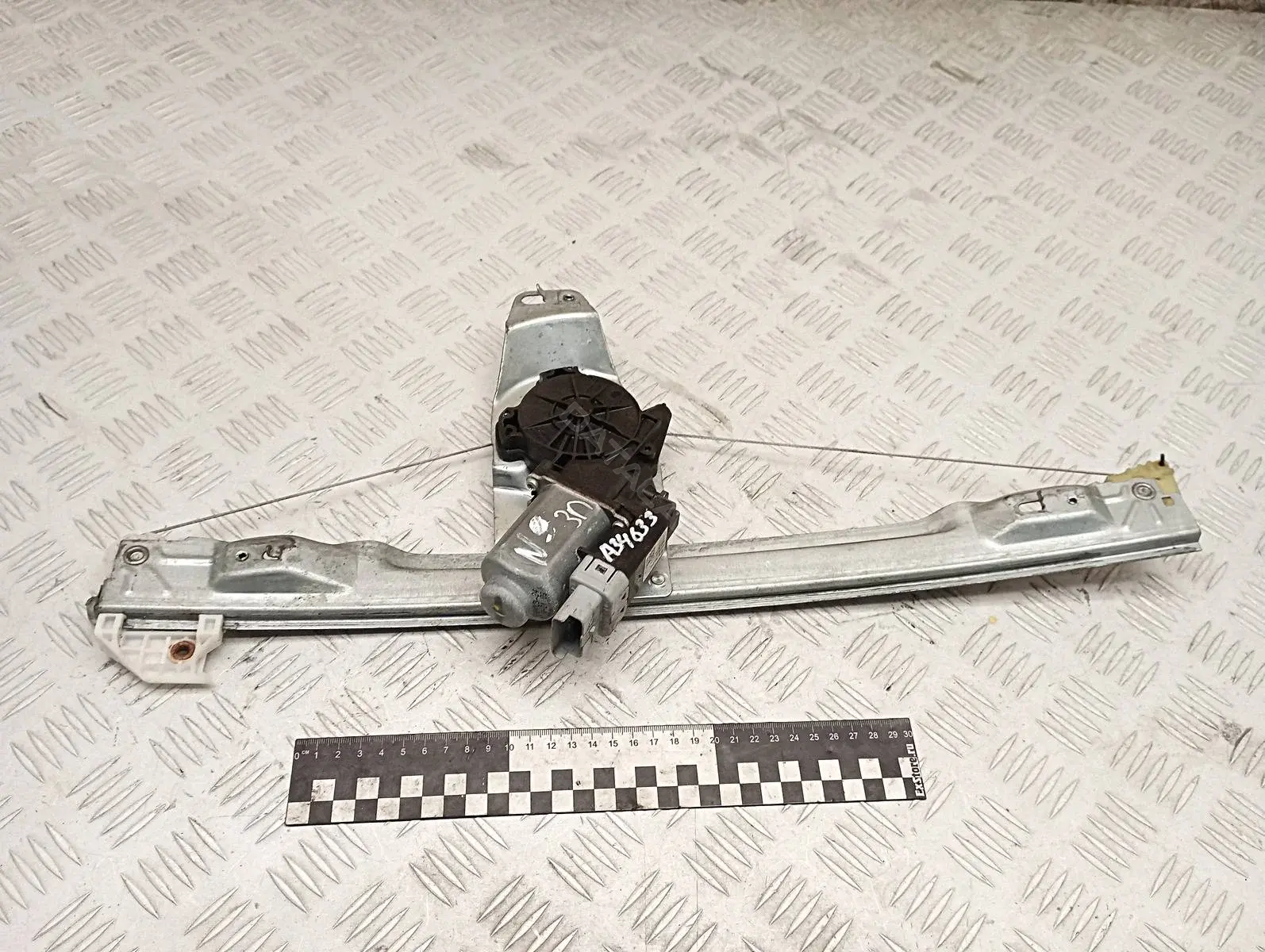 Стеклоподъемник 135090221, 440787F