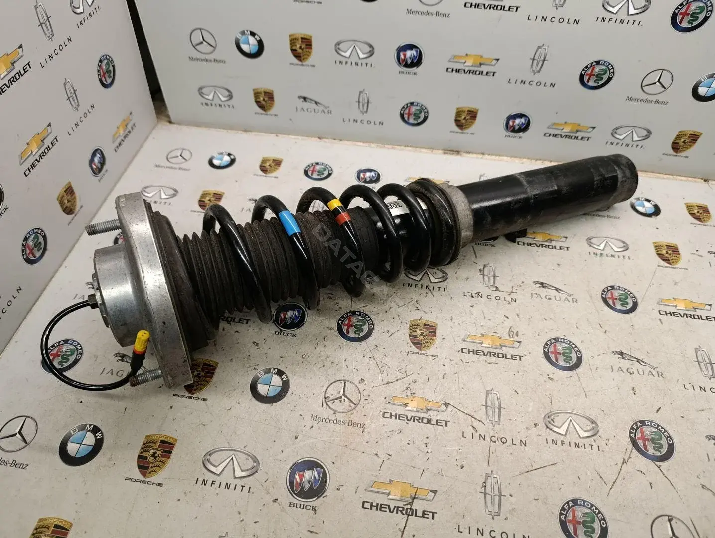 Амортизаторы 982413031F