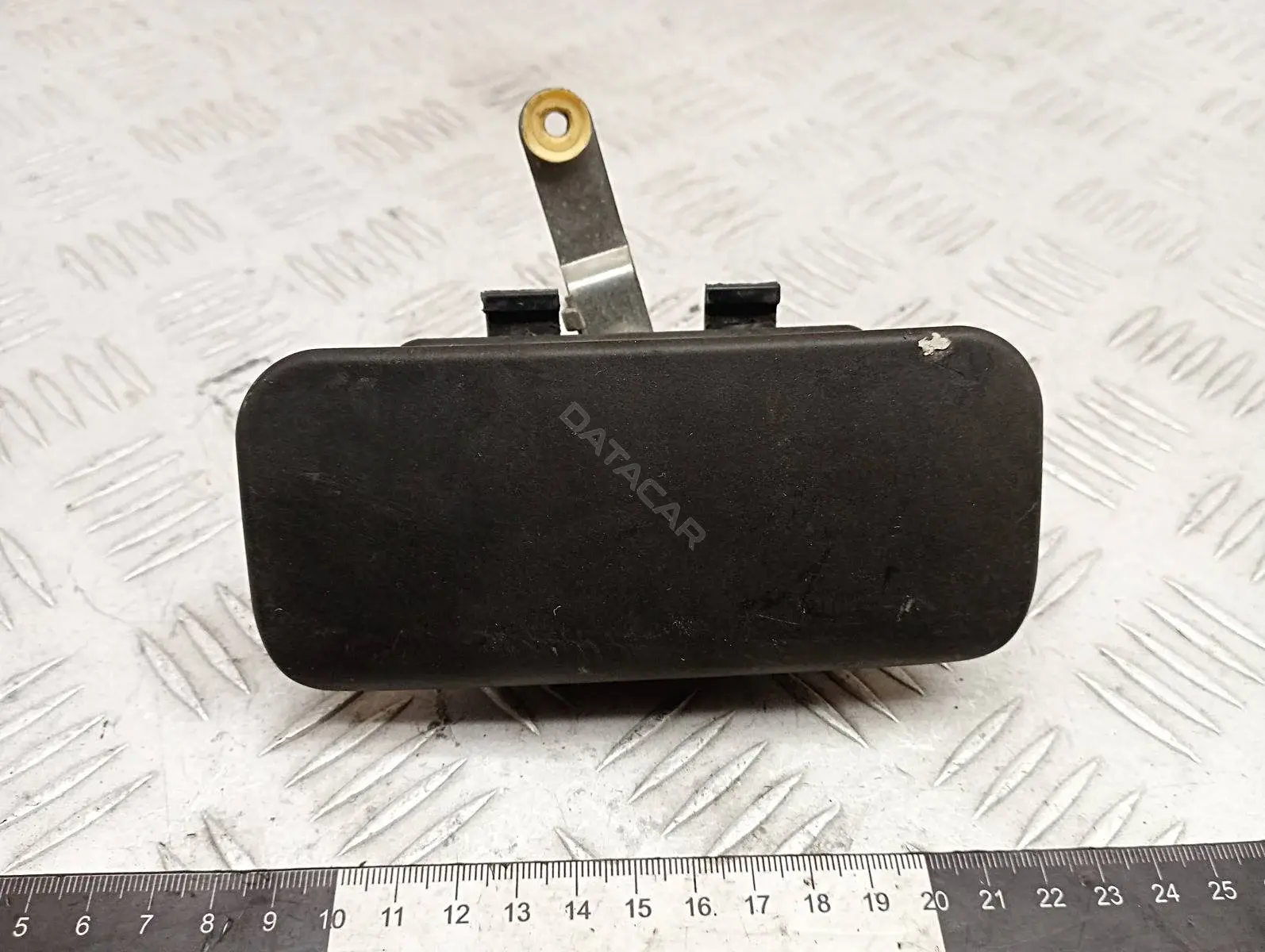 Ручка двери YC15V22400AJ, YC15V22401AJ