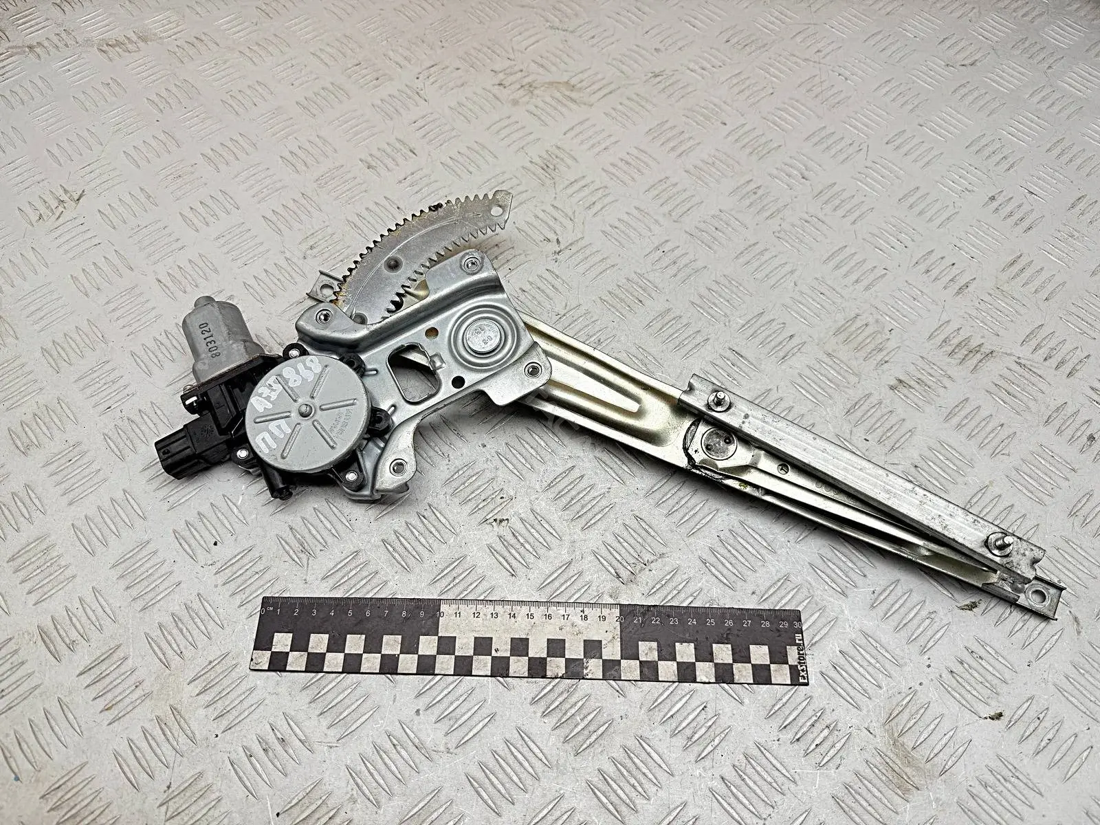 Стеклоподъемник 5713A086