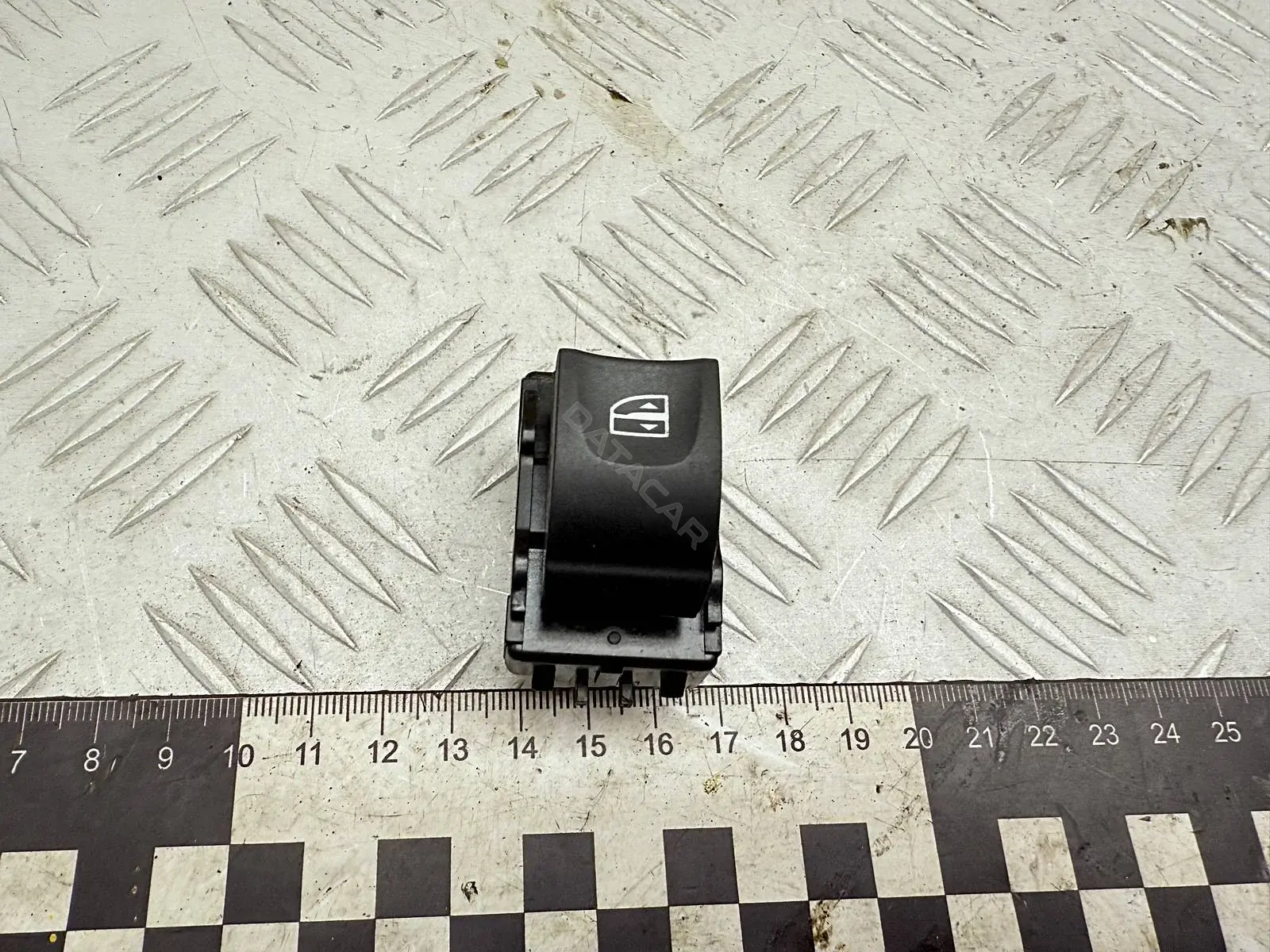 Кнопка стеклоподъемника 121RNI76010, 254010003R, 26182