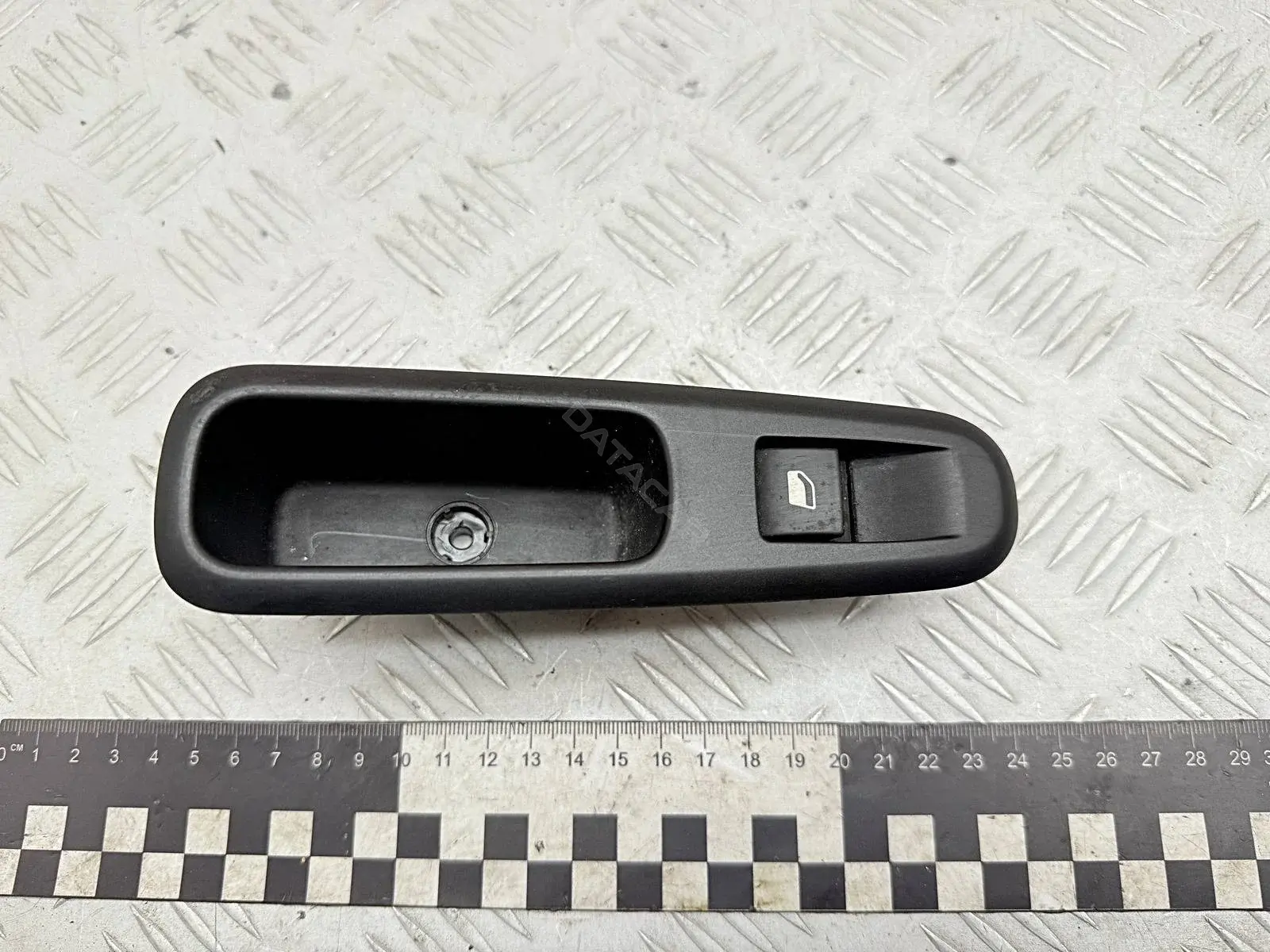 Кнопка стеклоподъемника 96662297ZD, 96759764ZD