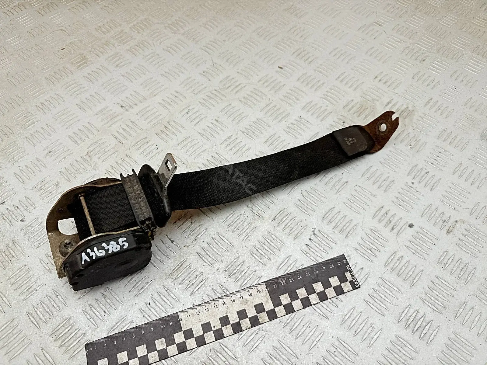 Ремень безопасности 98ABA611B68BR